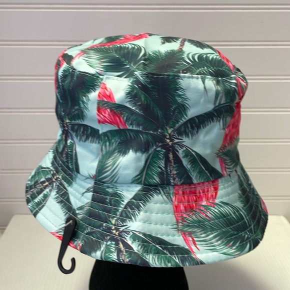 Pink Flamingos 🦩 & Palm Trees Multicolored Reversible Cotton Bucket Hat - Picture 4 of 12